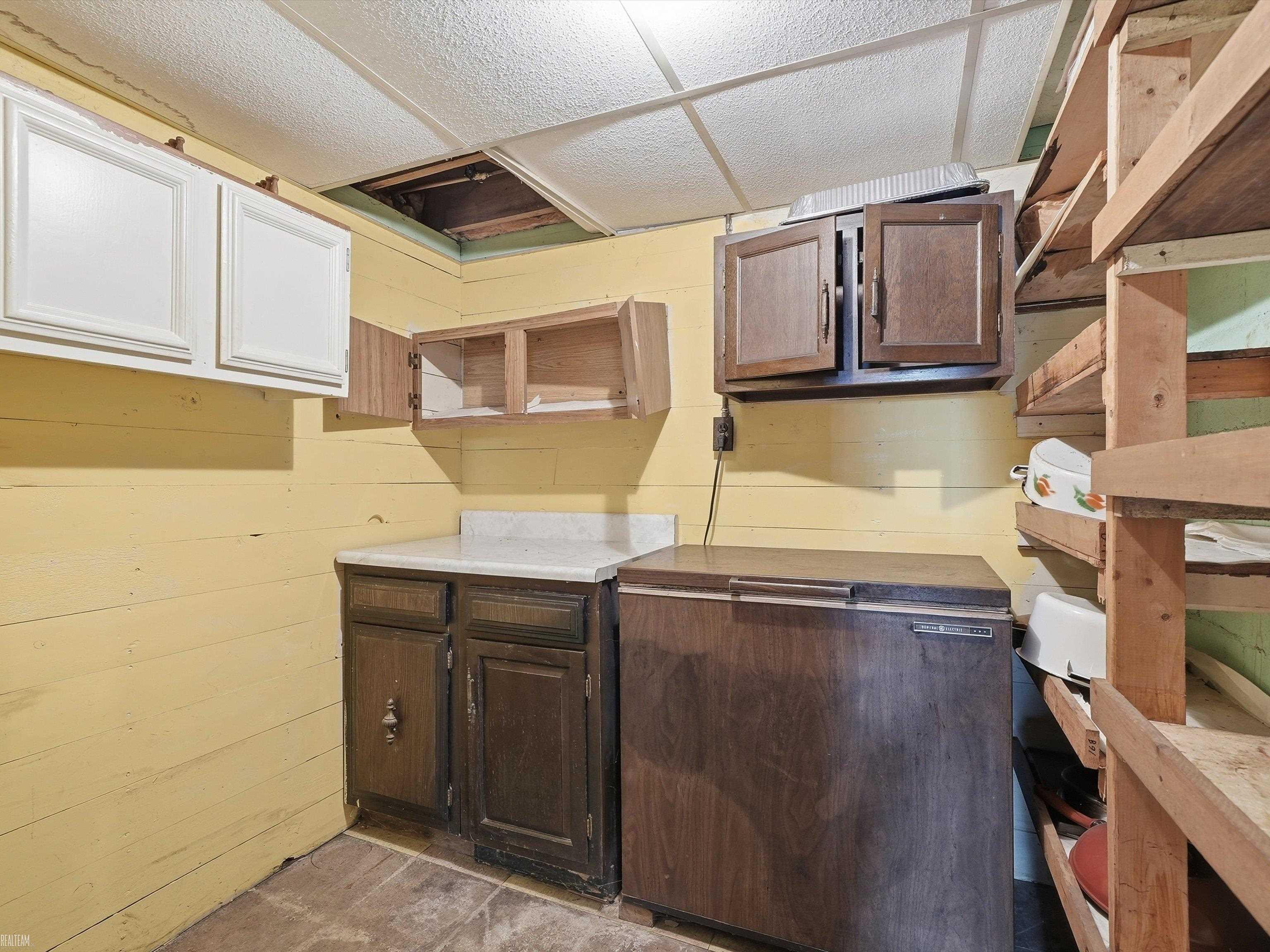 4466 18 1/2 Mile Road Sterling Heights, MI 48314 - Photo 17 of 41