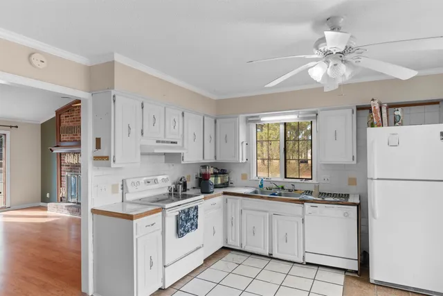 $214,900 | 404 Davenport Road, Mullins, SC 29574