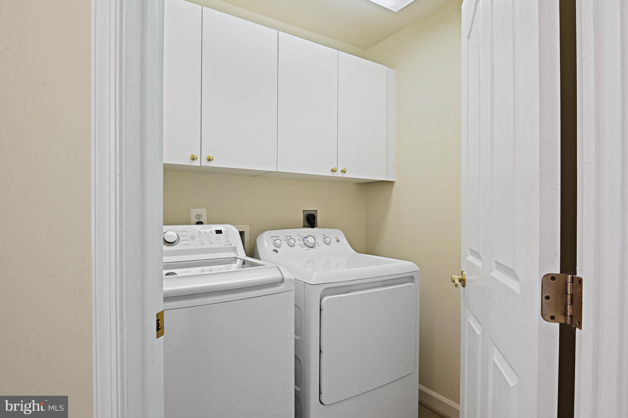 1924 Logan Manor Drive Reston, VA 20190 - Photo 20 of 55 Laundry Room