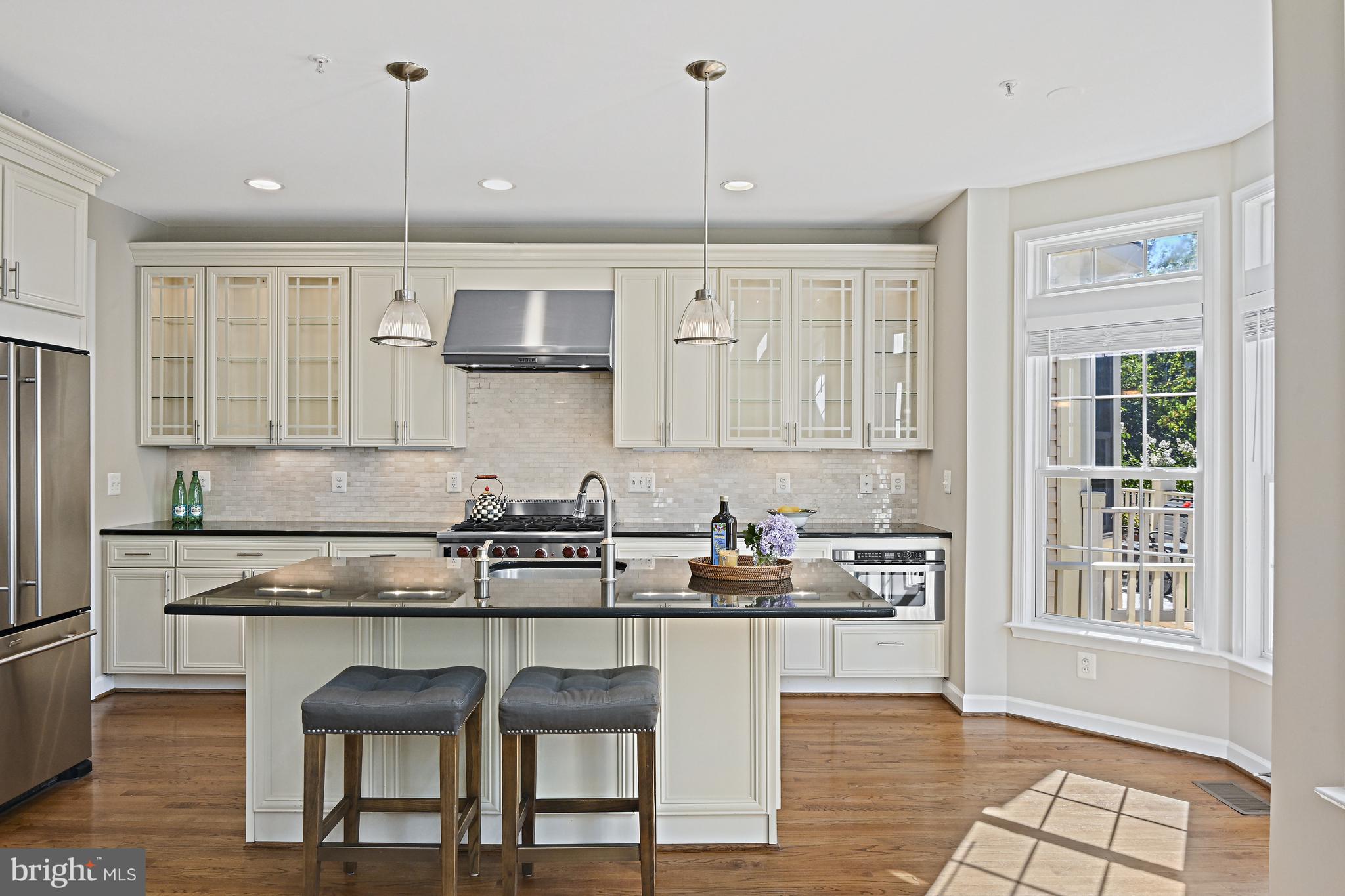 1924 Logan Manor Drive Reston, VA 20190 - Photo 4 of 55 Kitchen