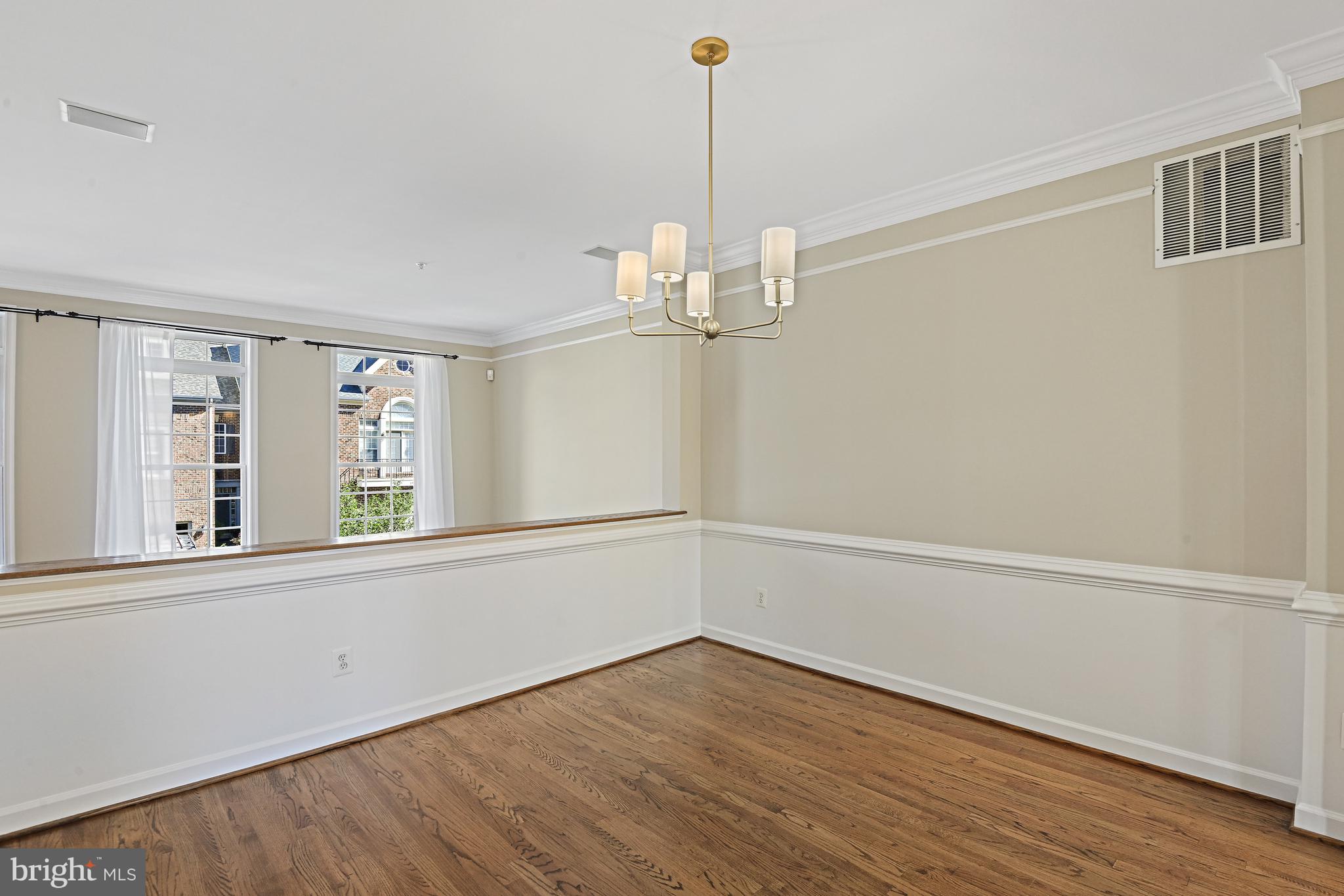 1924 Logan Manor Drive Reston, VA 20190 - Photo 9 of 55 Dining Room