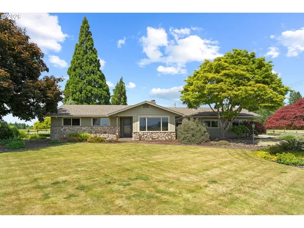 $1,475,000 | 9931 Highway 211, Canby, OR 97013