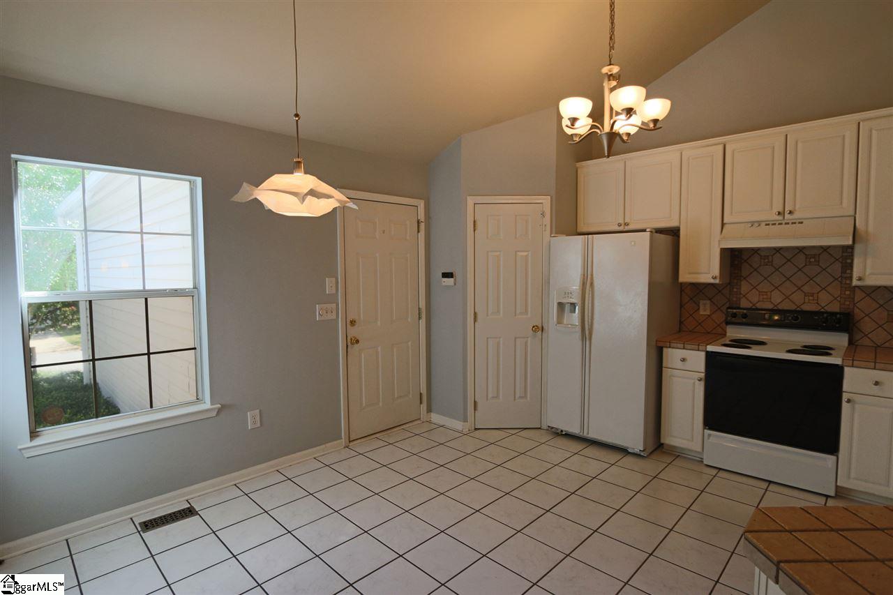 24 Summer Hill Road Simpsonville, SC 29681 - Photo 4 of 21 Gallery Image 4