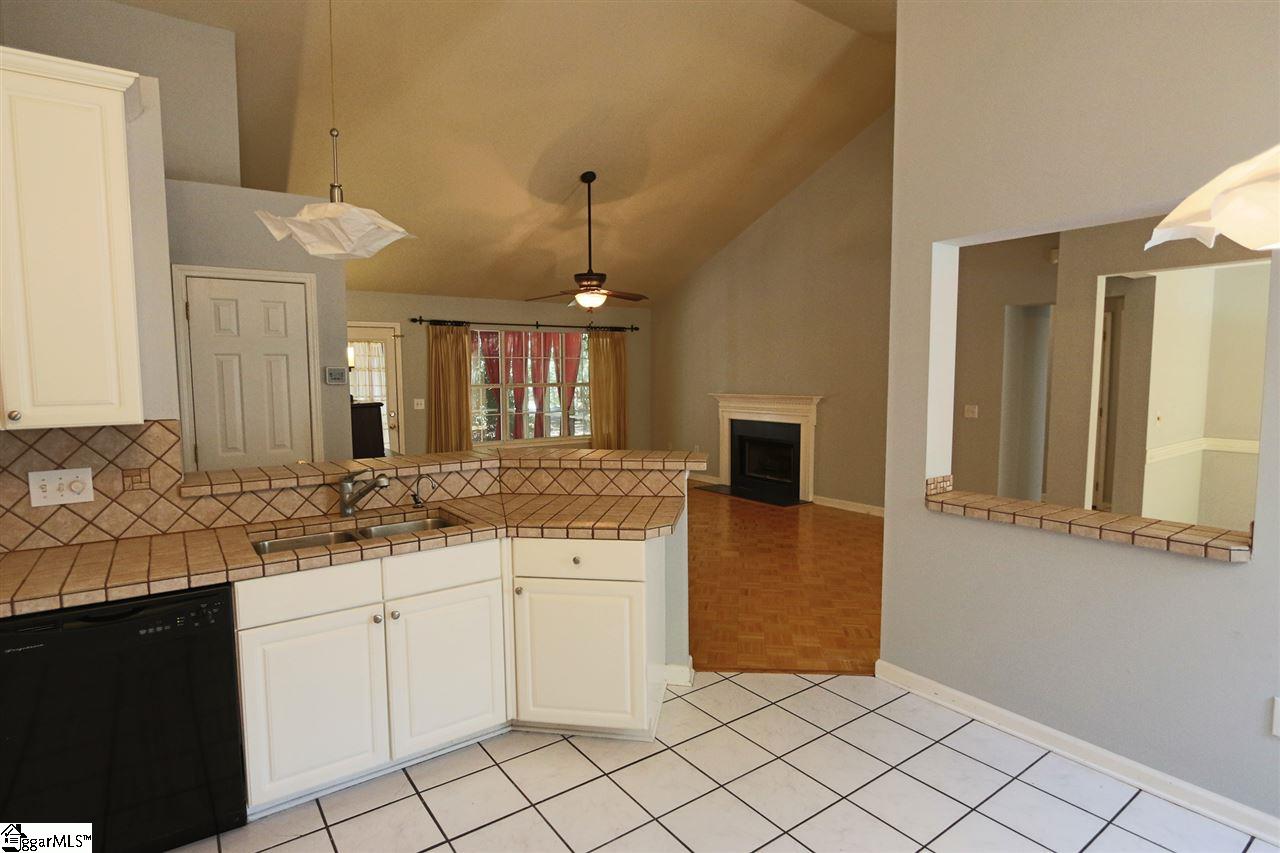 24 Summer Hill Road Simpsonville, SC 29681 - Photo 6 of 21 Gallery Image 6