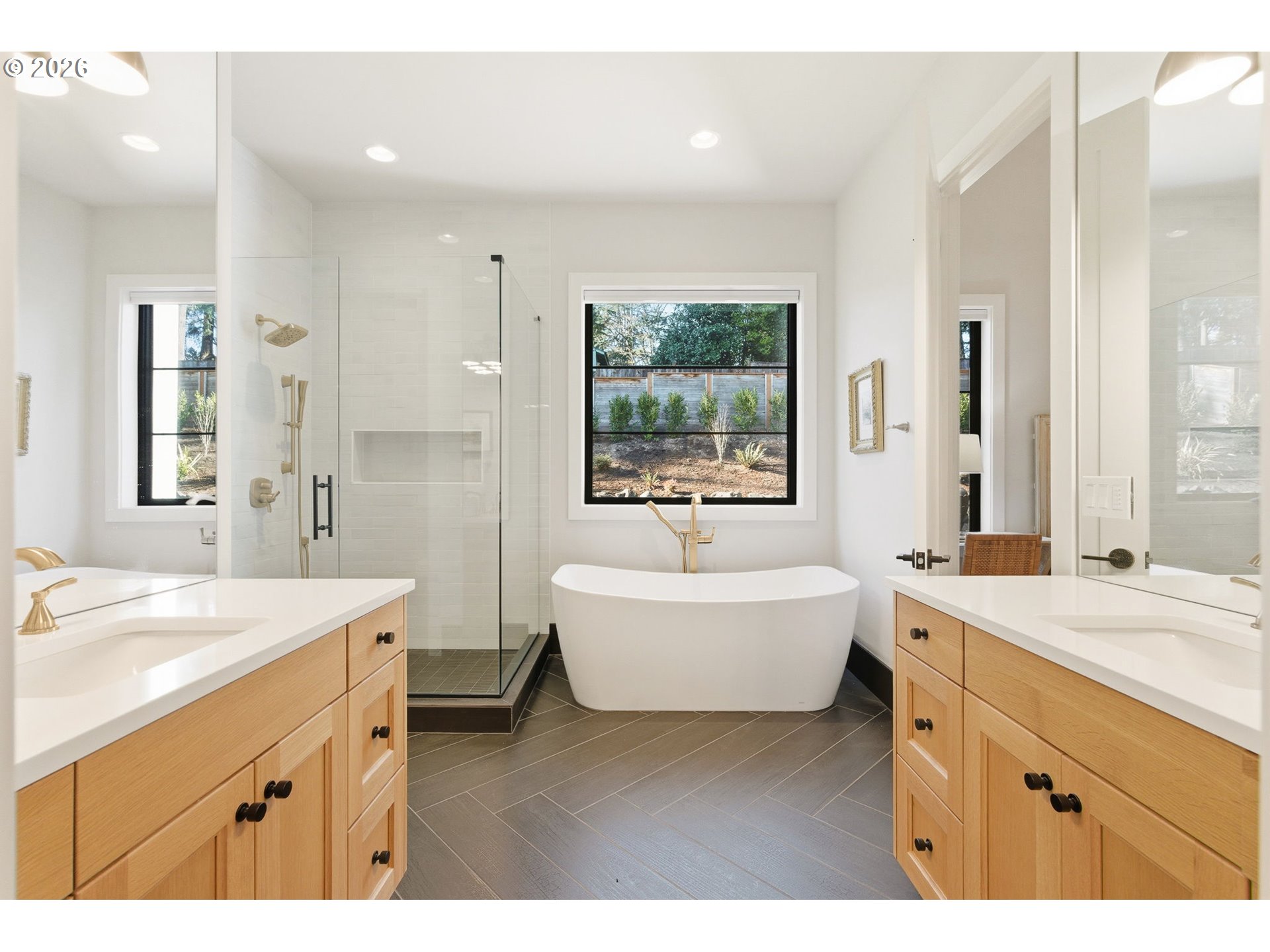 4515 Southwest 59th Avenue Portland, OR 97221 - Photo 28 of 48