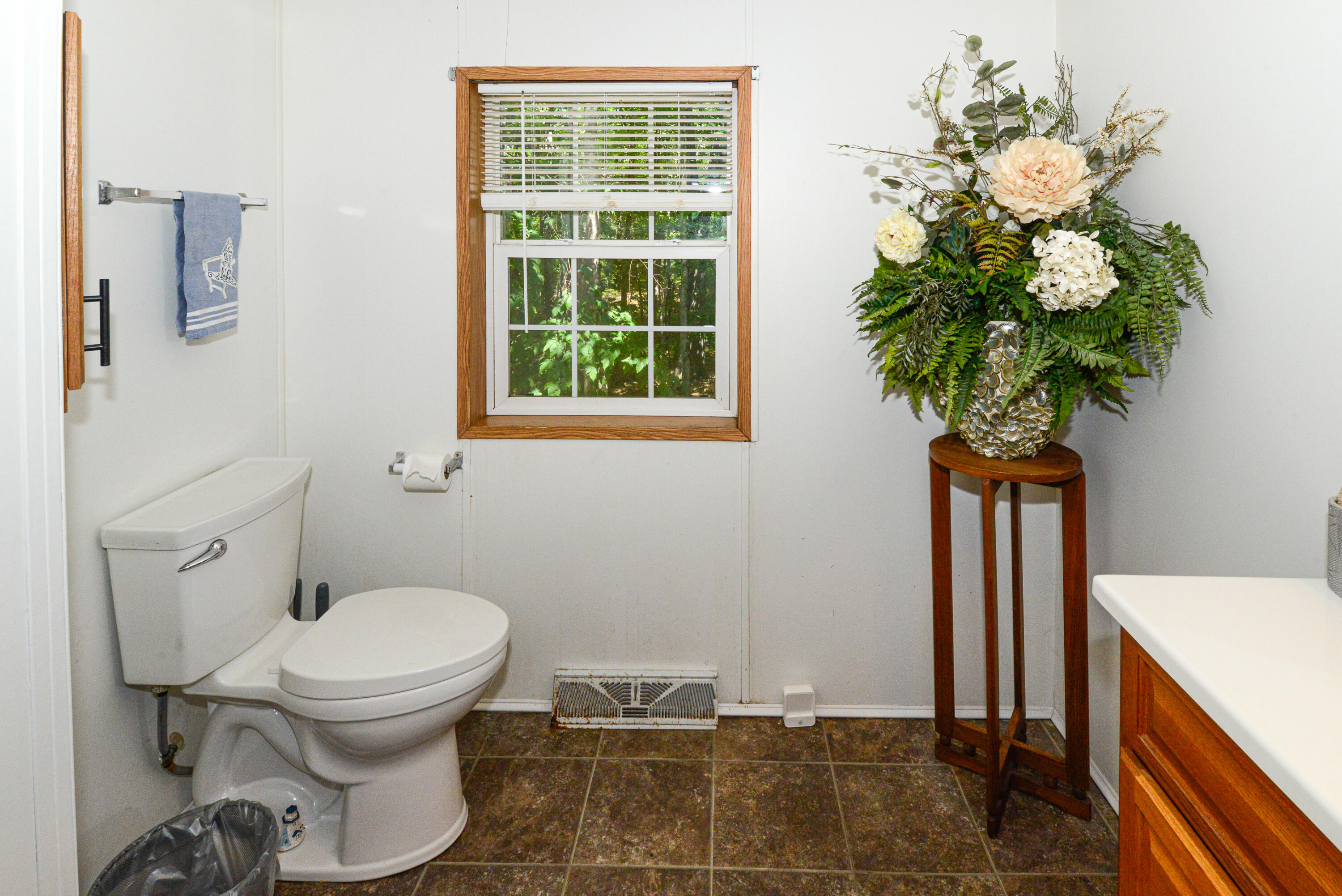 6 Donna Avenue Naples, ME 04055 - Photo 7 of 51 rickers resort unit 6 upper level-11