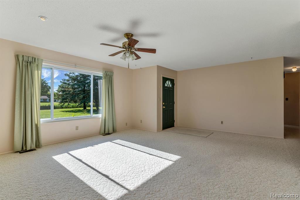 10014 Duffield Road Gaines, MI 48436 - Photo 7 of 32