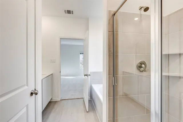 $2,295 | 173 Cibolo Crk Drive, Bastrop, TX 78602