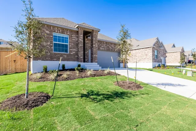 $2,295 | 173 Cibolo Crk Drive, Bastrop, TX 78602