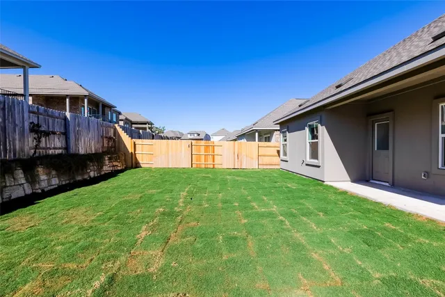 $2,295 | 173 Cibolo Crk Drive, Bastrop, TX 78602