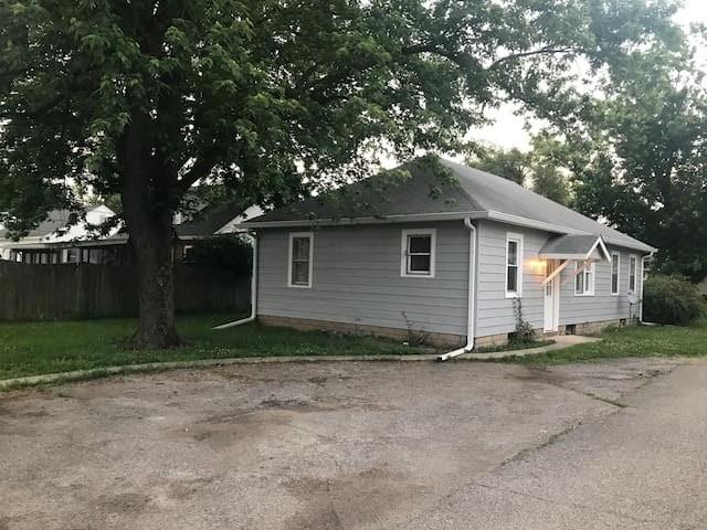 2020 Union Street Columbus, IN 47201 - Photo 1 of 11 Gallery Image 1