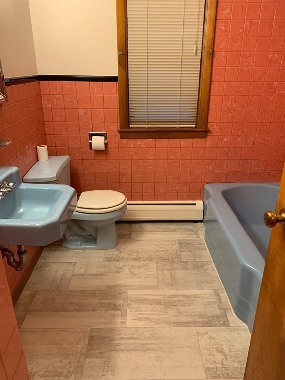58 Arliss Street Springfield, MA 01109 - Photo 8 of 13 Gallery Image 8