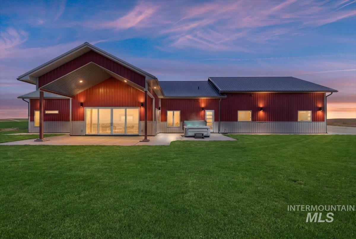 21692 Market Road Parma, ID 83660 - Photo 1 of 50