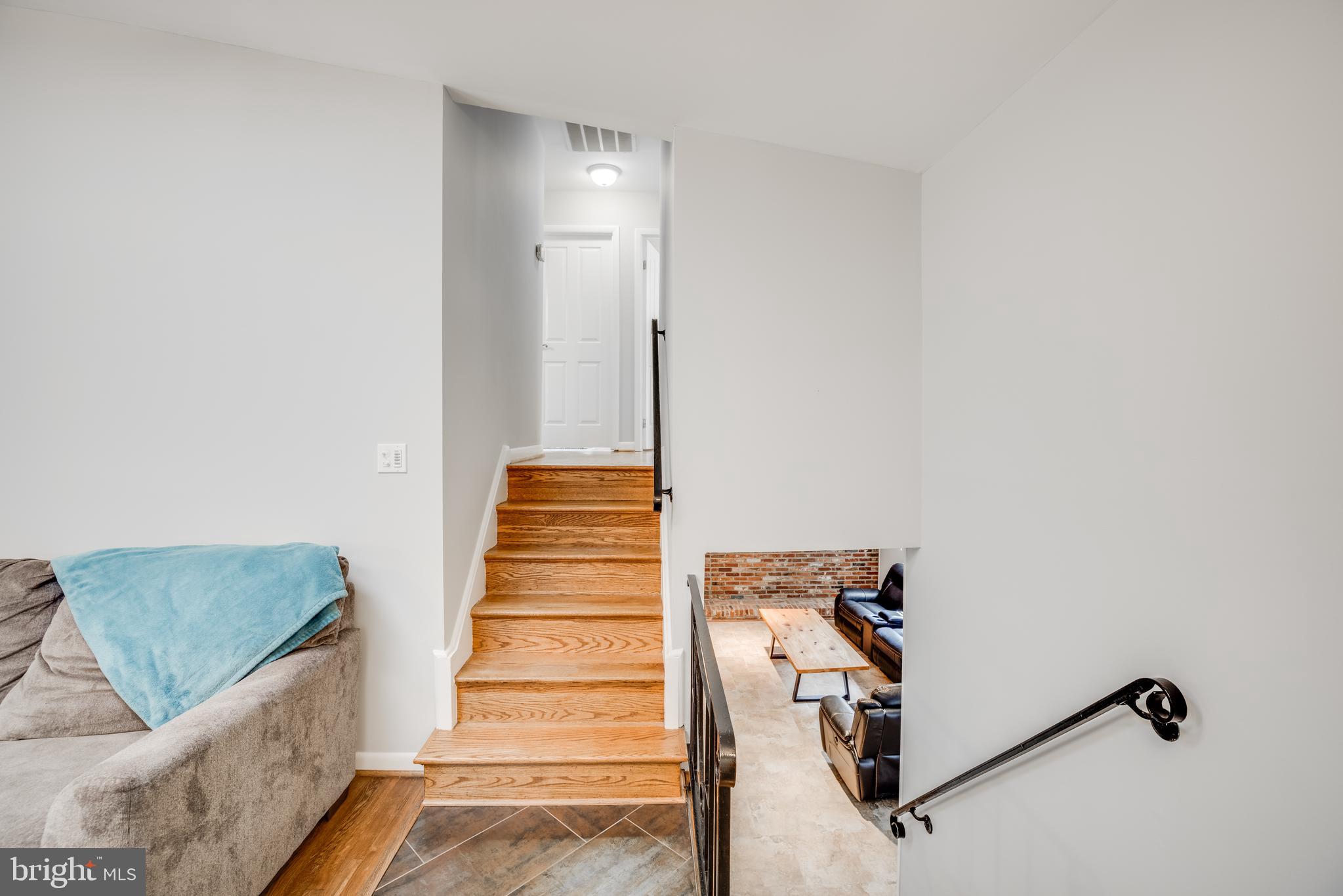 2701 Silverdale Drive Silver Spring, MD 20906 - Photo 5 of 44