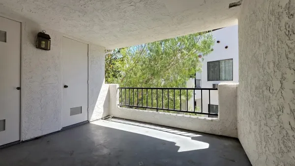 $2,700 | 8451 Westmore Road, Unit 112, San Diego, CA 92126