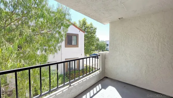 $2,700 | 8451 Westmore Road, Unit 112, San Diego, CA 92126