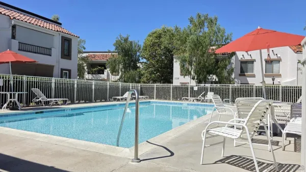 $2,700 | 8451 Westmore Road, Unit 112, San Diego, CA 92126