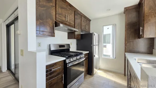 $2,700 | 8451 Westmore Road, Unit 112, San Diego, CA 92126