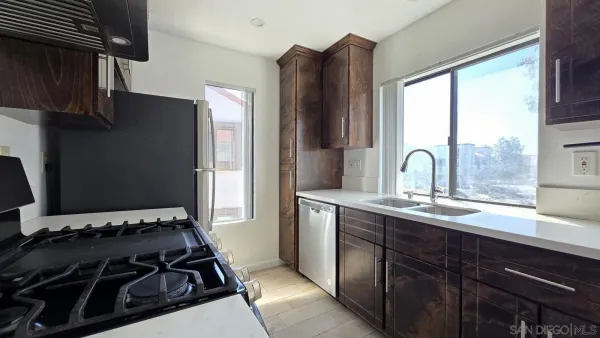 $2,700 | 8451 Westmore Road, Unit 112, San Diego, CA 92126