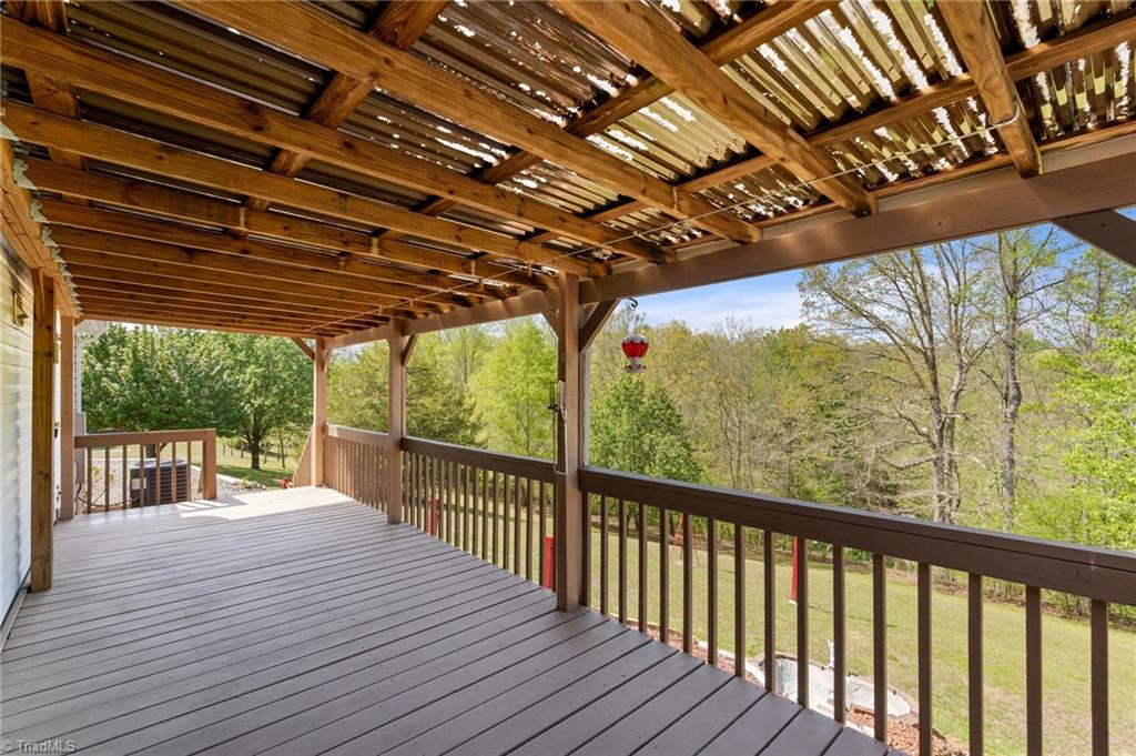1747 Lynchburg Road Westfield, NC 27053 - Photo 32 of 49