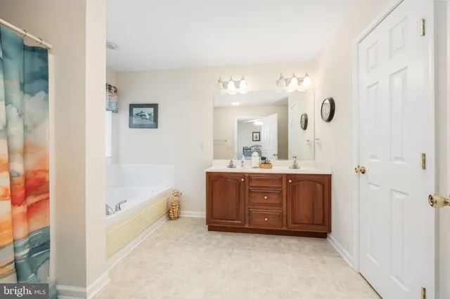 $285,000 | 11635 Dennis Drive, Princess Anne, MD 21853