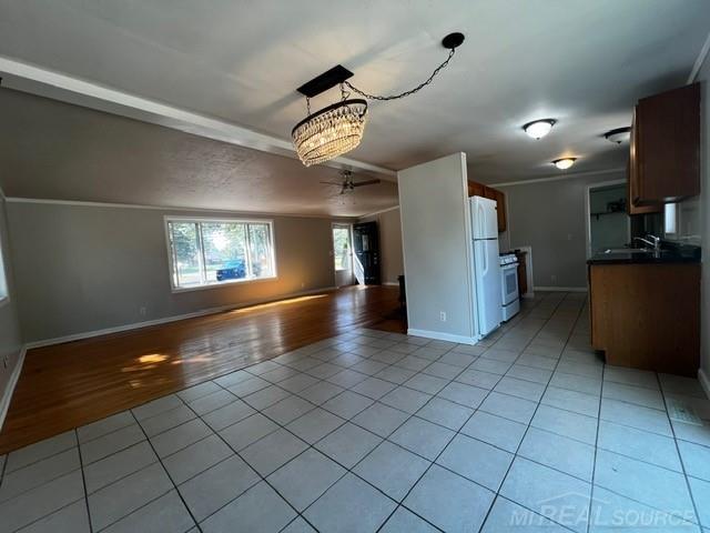 5106 Taft Road Algonac, MI 48001 - Photo 15 of 21 50155190-a4e1f868-8c7b-49ec-b429-e31c1c953a79.JPG