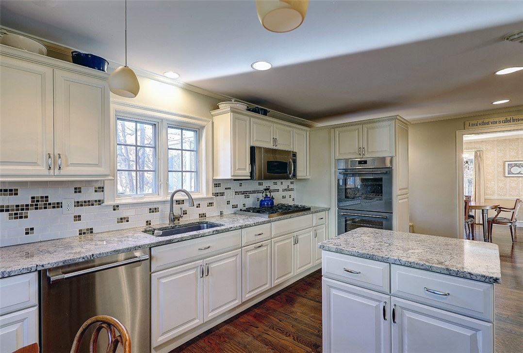 14 Westford Road Providence, RI 02906 - Photo 17 of 50 Gallery Image 17