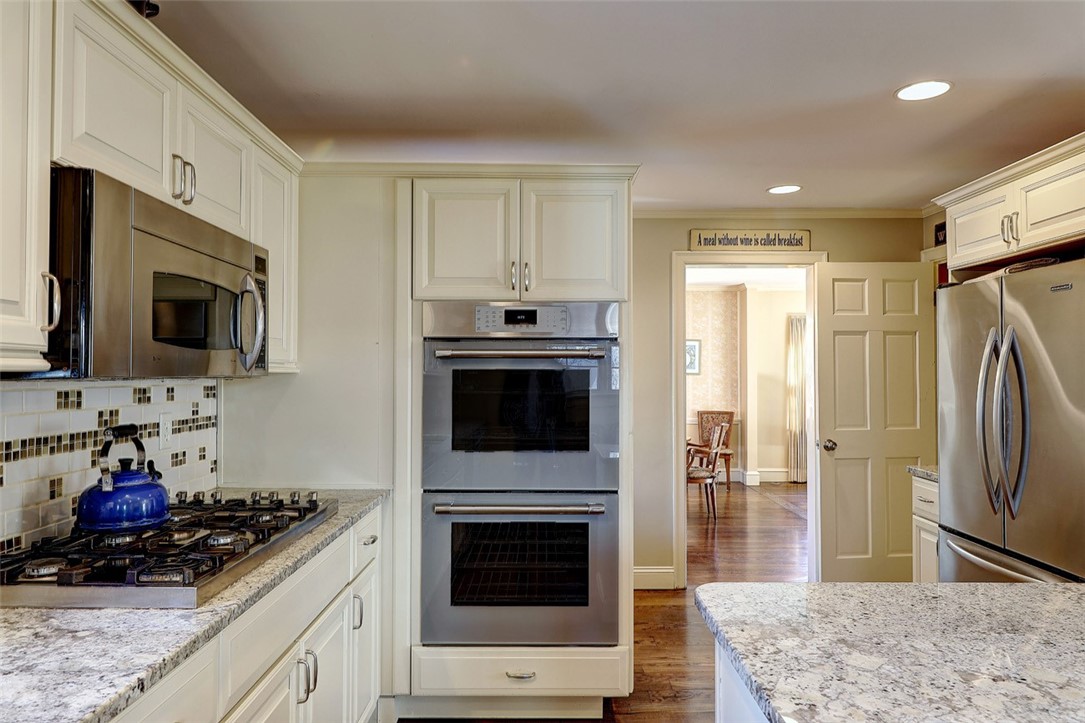 14 Westford Road Providence, RI 02906 - Photo 19 of 50 Gallery Image 19