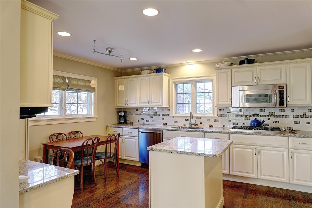 14 Westford Road Providence, RI 02906 - Photo 21 of 50 Gallery Image 21