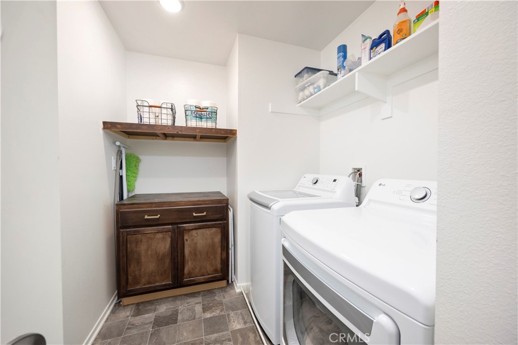 34758 Criollo Way Fallbrook, CA 92028 - Photo 11 of 25 a utility room with dryer and washer
