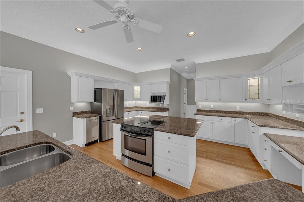 1141 Myrtle Road Valrico, FL 33596 - Photo 21 of 68 Gallery Image 21