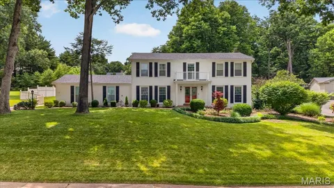 $999,900 | 1609 Featherstone Drive, Town and Country, MO 63131