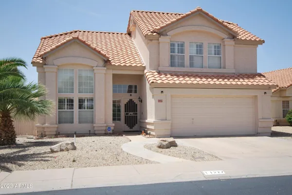 $2,800 | 1227 East Glenhaven Drive, Phoenix, AZ 85048