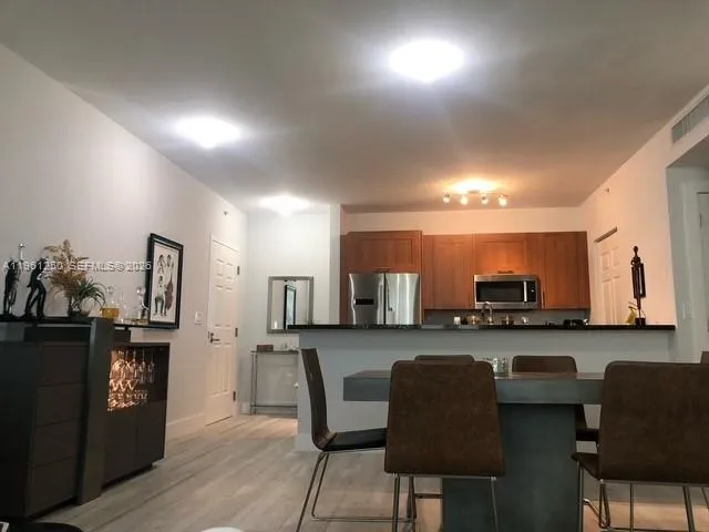 $775,000 | 1300 East Ponce De Leon Boulevard, Unit 514, Coral Gables, FL 33134