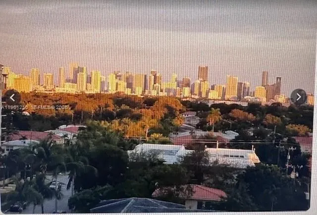 $775,000 | 1300 East Ponce De Leon Boulevard, Unit 514, Coral Gables, FL 33134