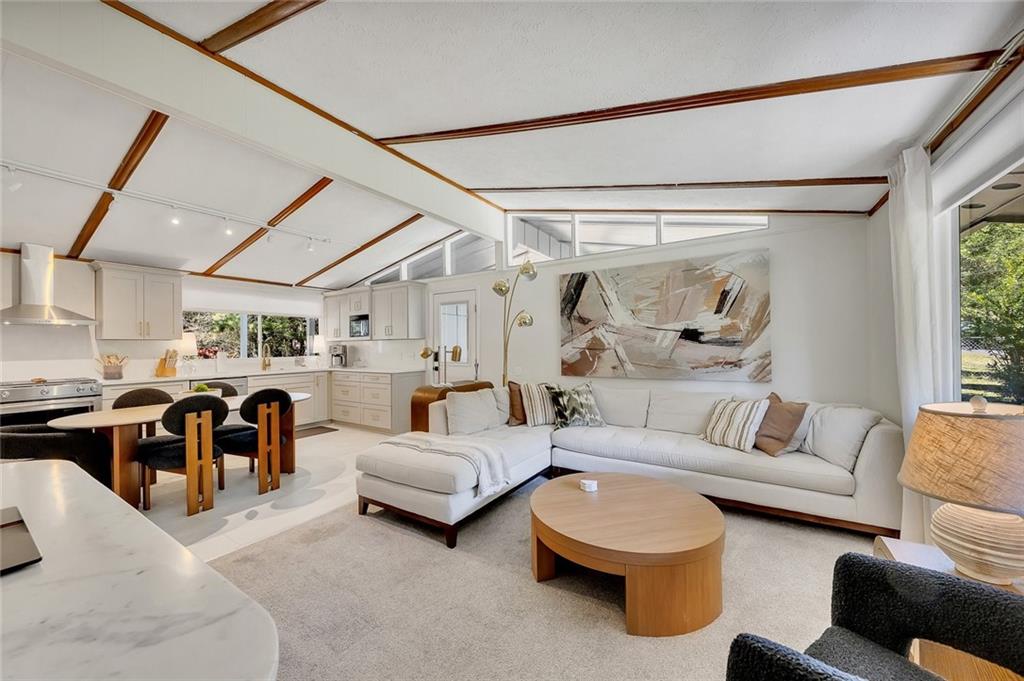 111 Robinhood Drive Woodstock, GA 30188 - Photo 5 of 29