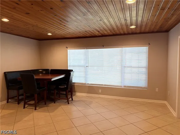 $1,650 | 48 Harbor Circle, Astatula, FL 34705