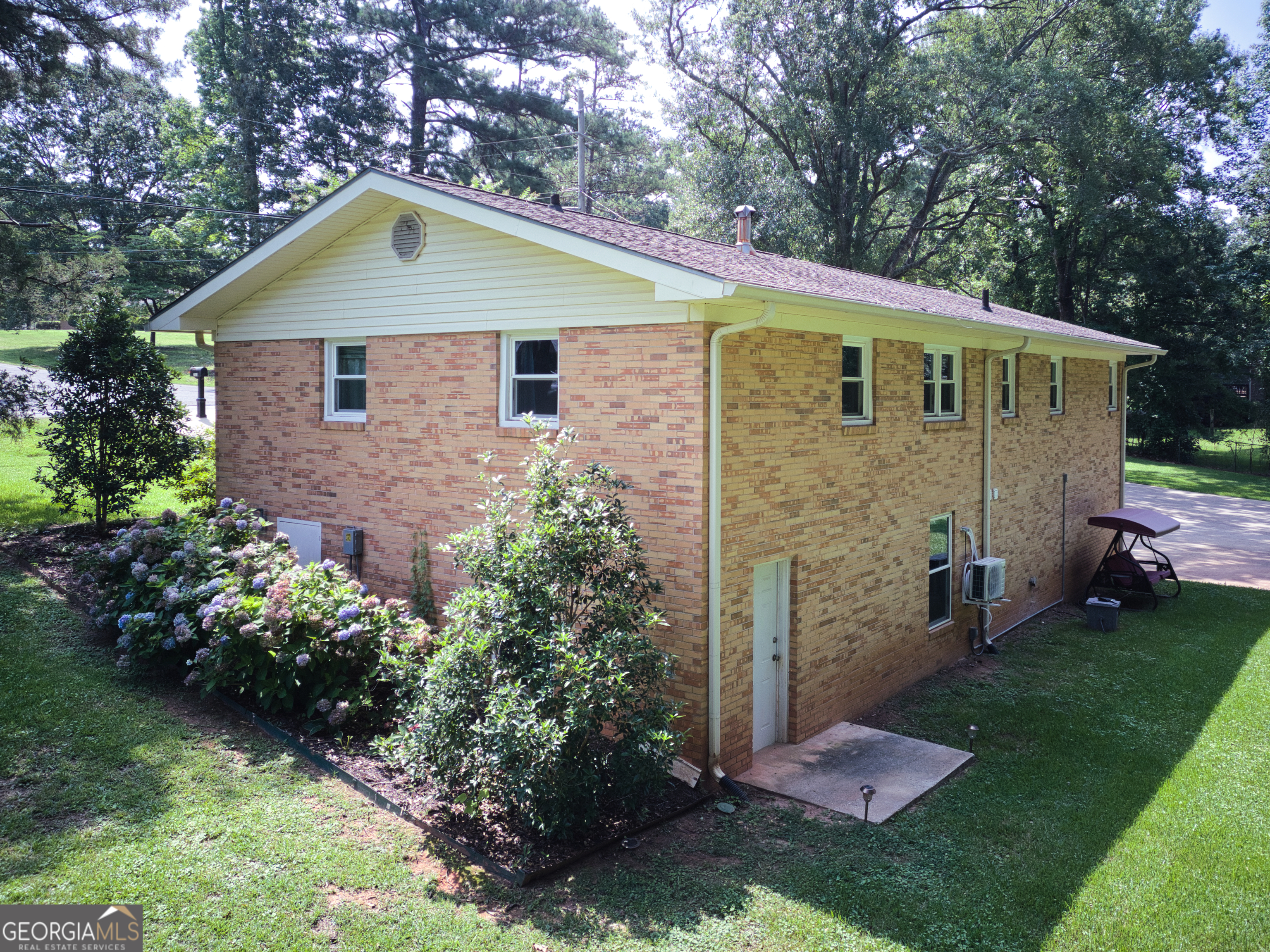 2503 14th Avenue Valley, AL 36854 - Photo 6 of 43