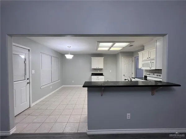 $2,000 | 3308 San Benito Street, Mission, TX 78572