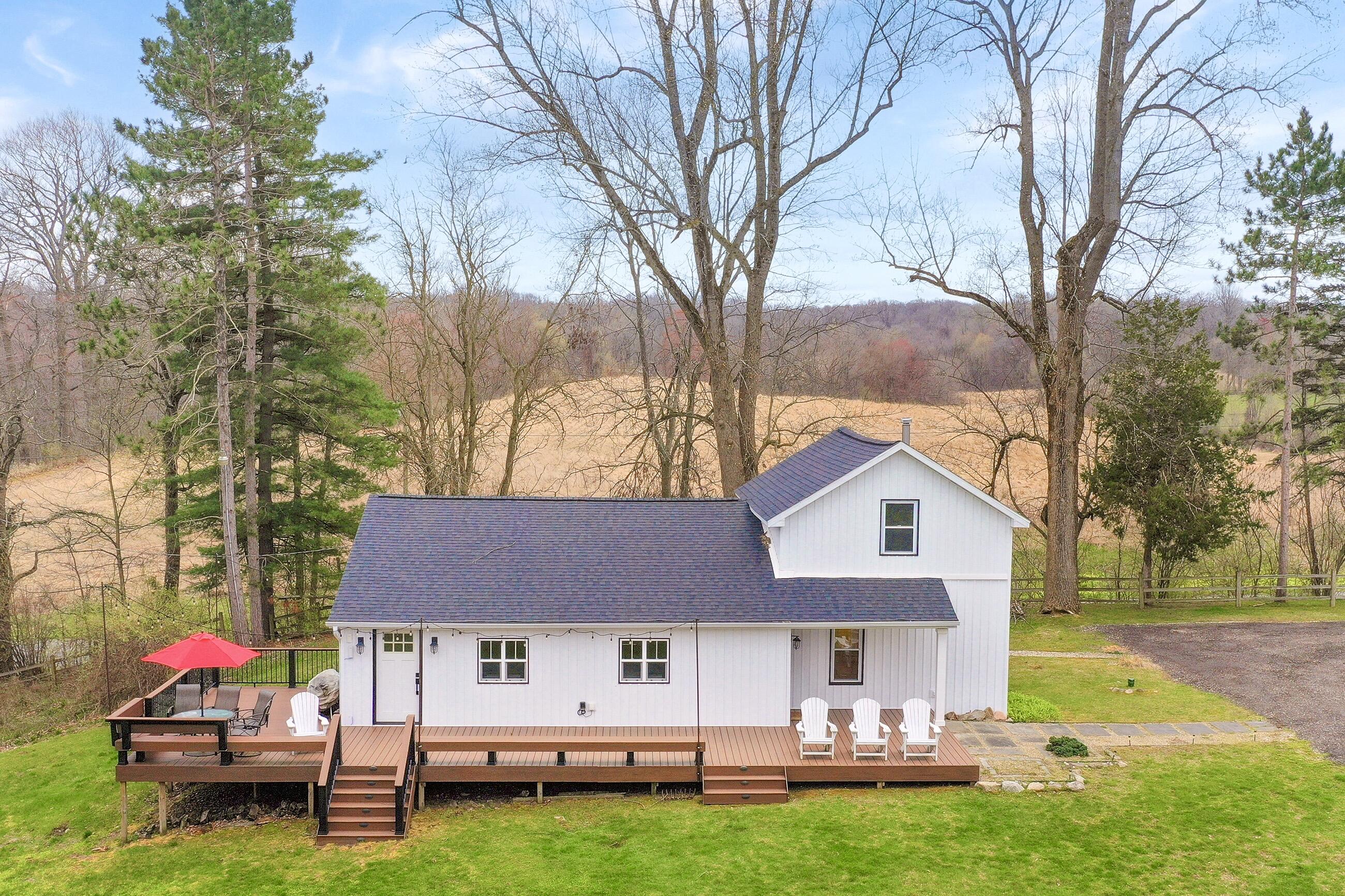 10888 Hoffman Road Marcellus, MI 49067 - Photo 3 of 48 1745093312000