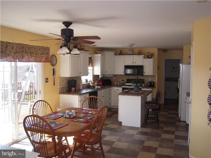 1112 Pepper Ridge Drive Reading, PA 19606 - Photo 6 of 18 Gallery Image 6