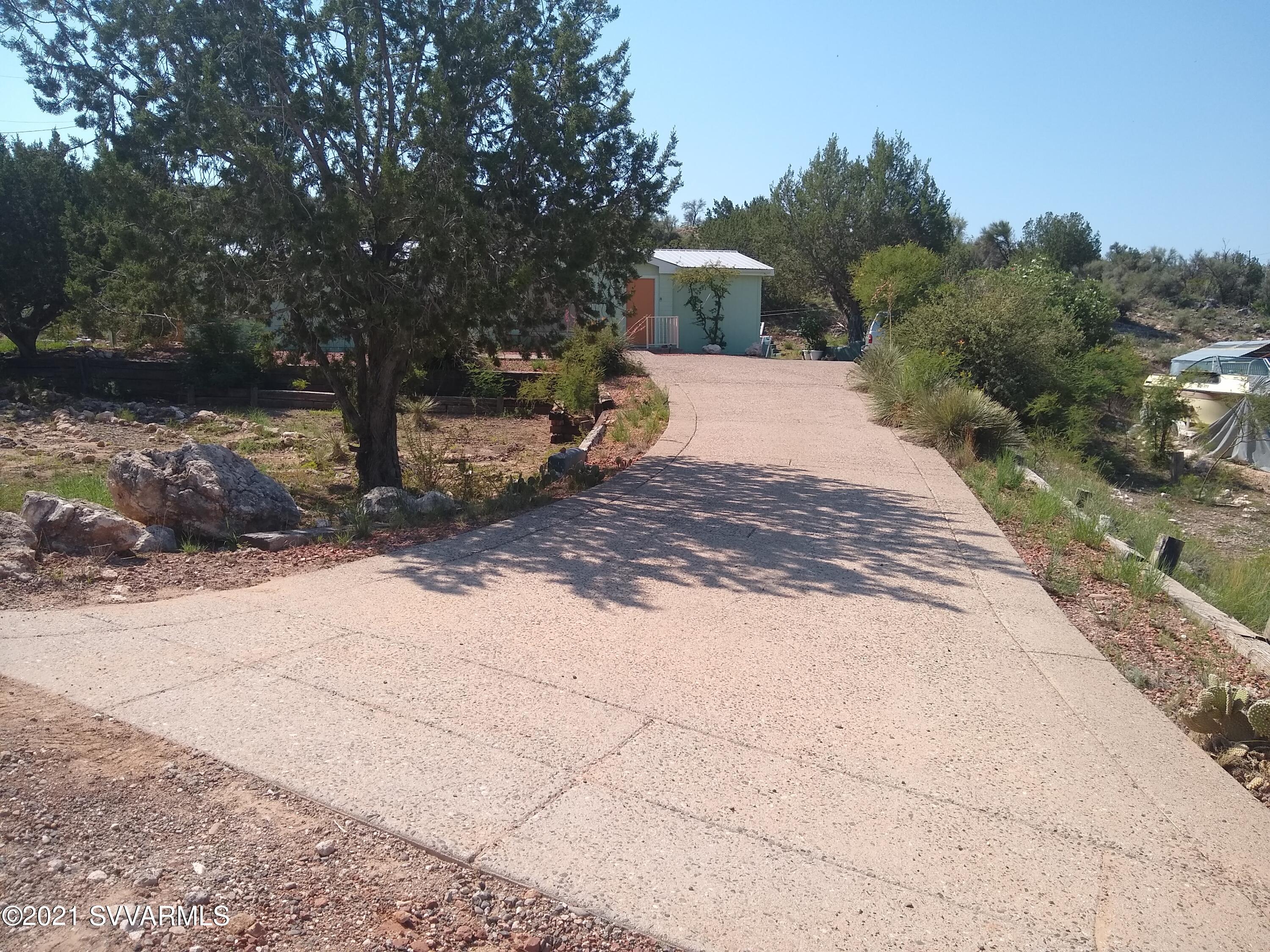 3581 East Drover Rimrock, AZ 86335 - Photo 17 of 25 Driveway2