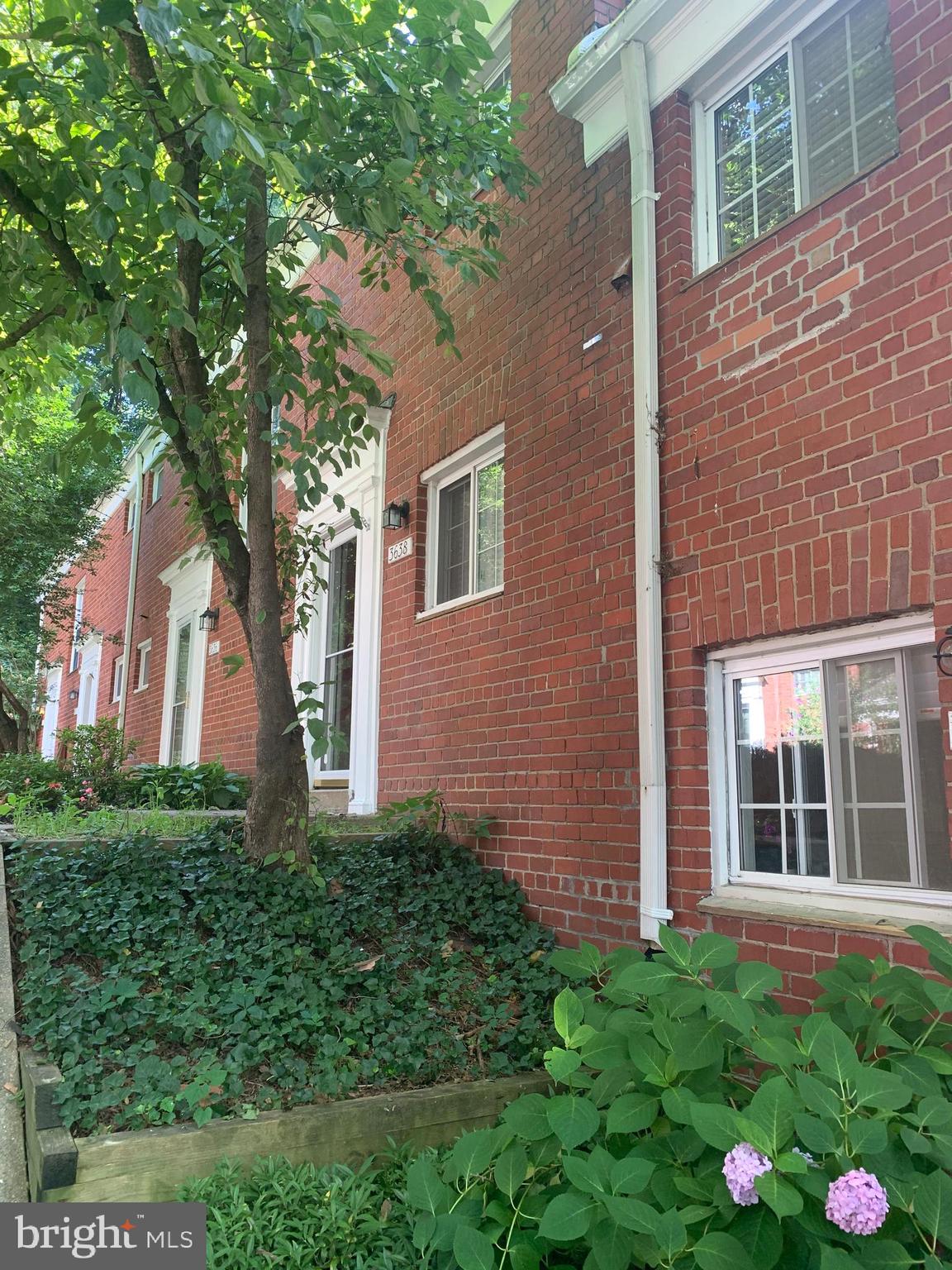 3638 Gunston Road, Unit 926 Alexandria, VA 22302 - Photo 2 of 37 Gallery Image 2