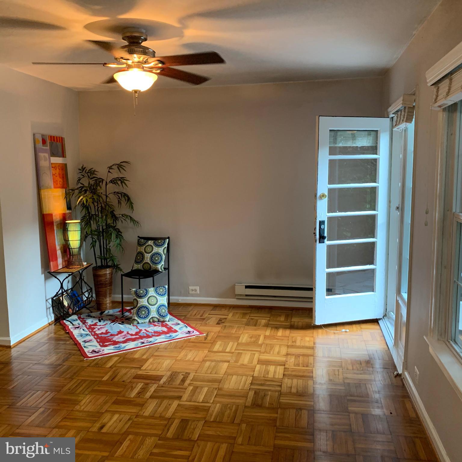3638 Gunston Road, Unit 926 Alexandria, VA 22302 - Photo 12 of 37 Gallery Image 12