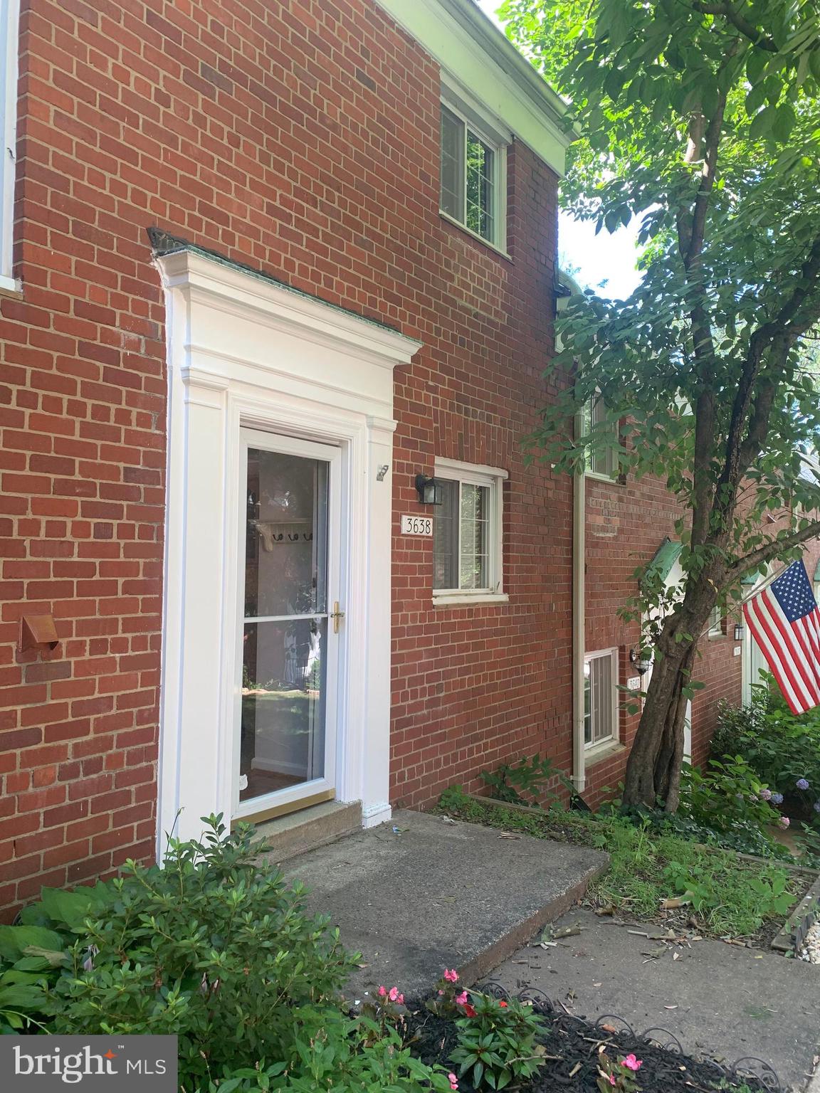 3638 Gunston Road, Unit 926 Alexandria, VA 22302 - Photo 3 of 37 Gallery Image 3