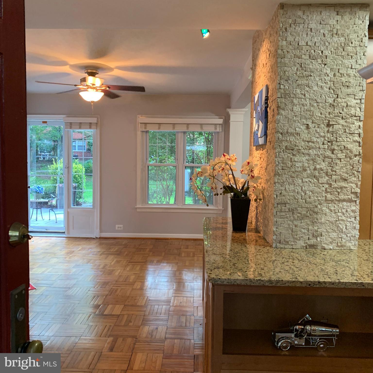 3638 Gunston Road, Unit 926 Alexandria, VA 22302 - Photo 8 of 37 Gallery Image 8