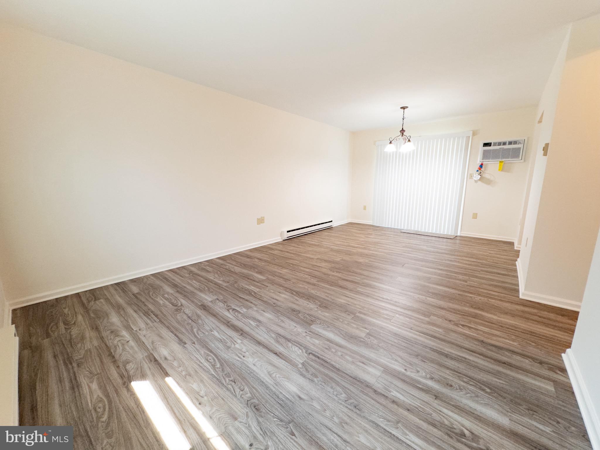 664 South Cedar Street Lititz, PA 17543 - Photo 6 of 15
