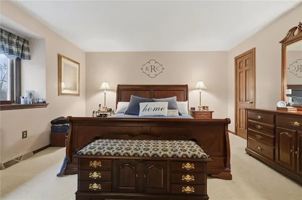 $370,000 | 916 Burning Tree Court, Elizabeth Township, PA 15135