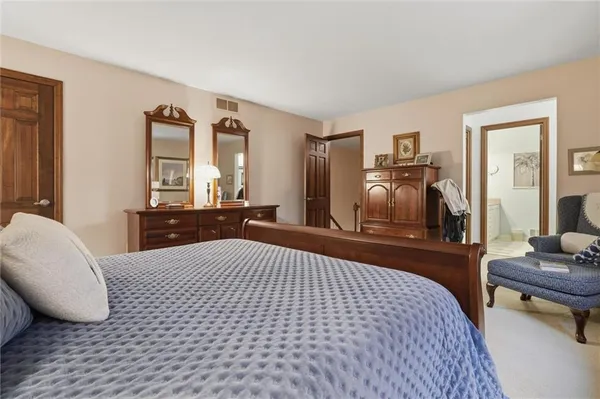 $370,000 | 916 Burning Tree Court, Elizabeth Township, PA 15135