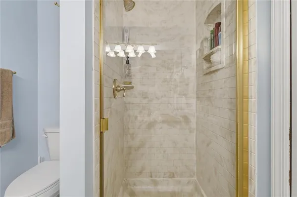 $370,000 | 916 Burning Tree Court, Elizabeth Township, PA 15135